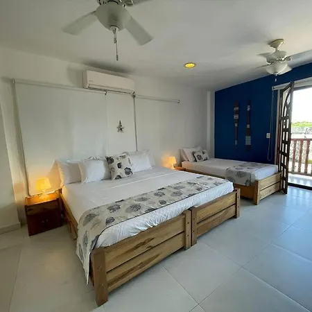 7 Bedroom Styled House In The Walled Apartahotel